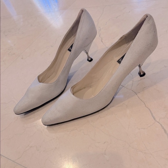 Fortuna Valentino Vintage Elegant Gray Pumps - Picture 6 of 11